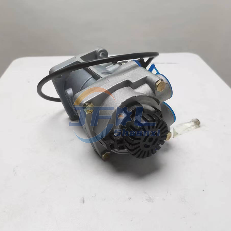 Auman K040690 Truck Parts GTL Brake Master Pump with Line H4355120001A0 3514T3101001