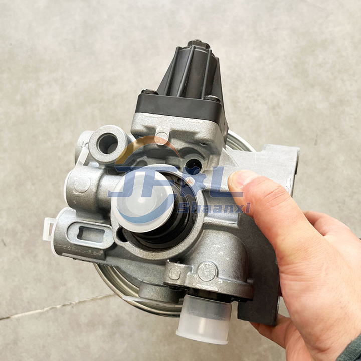 Factory Wholesale Sinotruk HOWO T7H TH7 T5G Truck Spare Parts WG9000360521 Air Dryer