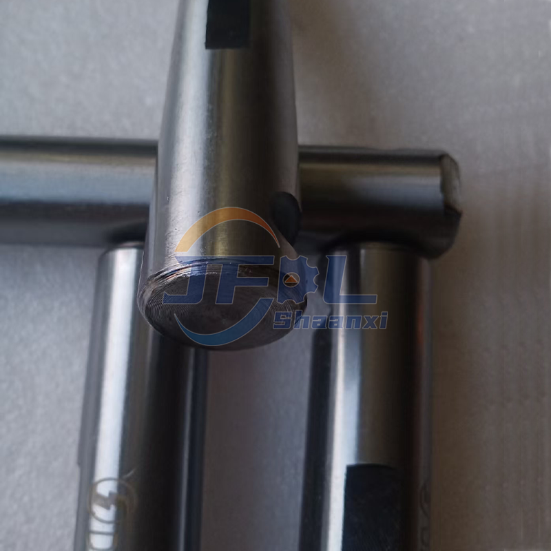 DZ9100520065 Shacman Truck Parts X3000 Rear Leaf Spring Pin