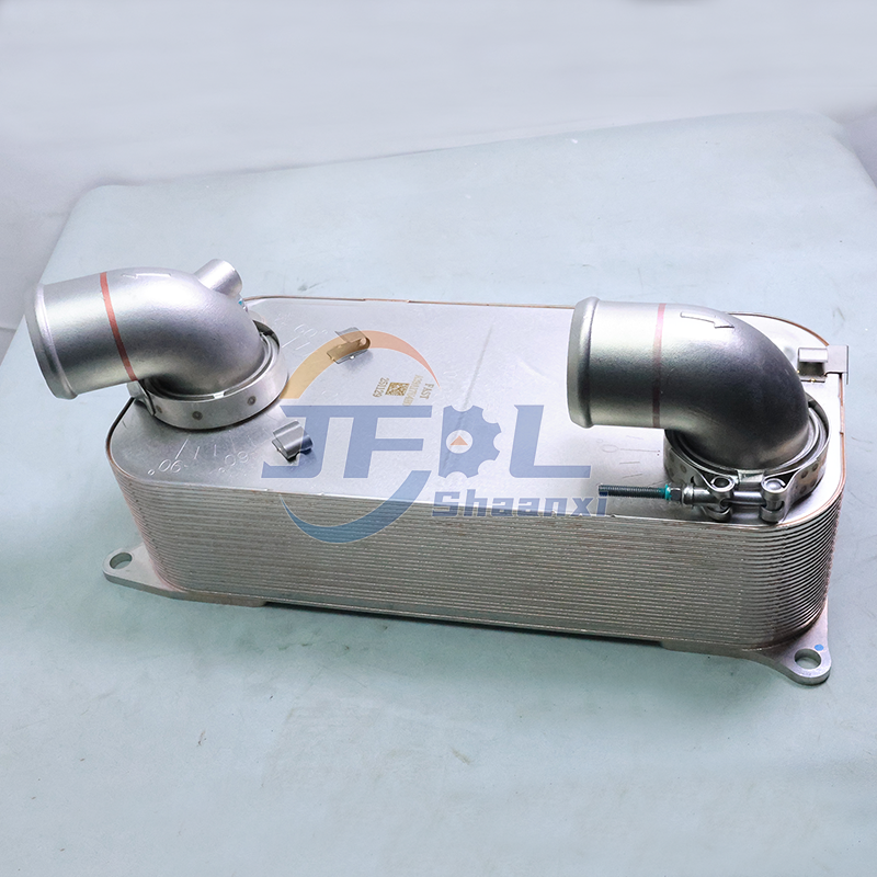 Heavy Duty Truck Parts Shacman Spare Parts HB400-50002 FAST Heat Exchanger Assembly