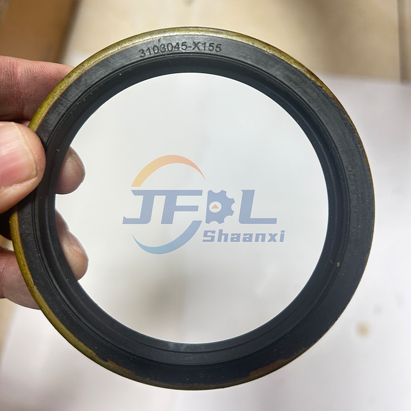 High-quality Original Truck Chassis Parts 3103045-X155 Front Wheel Hub Oil Seal Assembly for FAW Jiefang J5P J6P J6L J5Q Truck