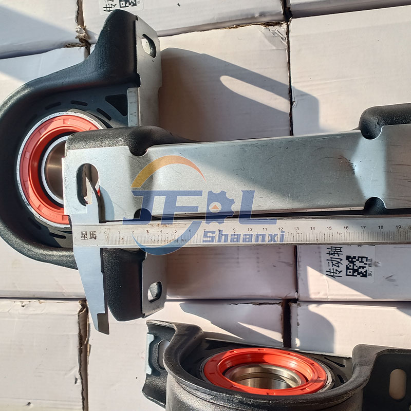 Sinotruk Howo Light Truck Spare Parts Hanger Center Support Bearing Assembly SZ9109314130 