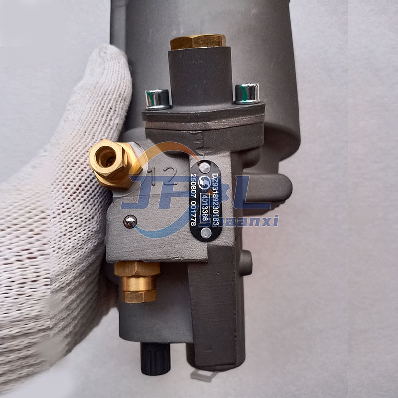 Original SHACMAN Truck Spare Parts Repair Kits Clutch Booster DZ93189230183 Clutch Slave Cylinder