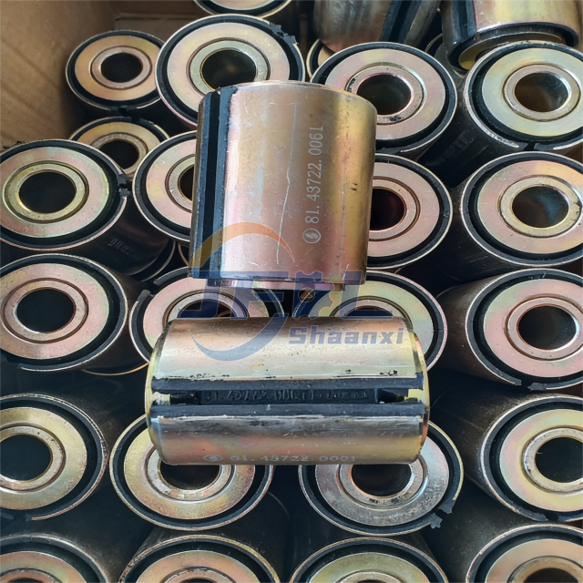 81.43722.0061 陕汽开口轴套 (4)