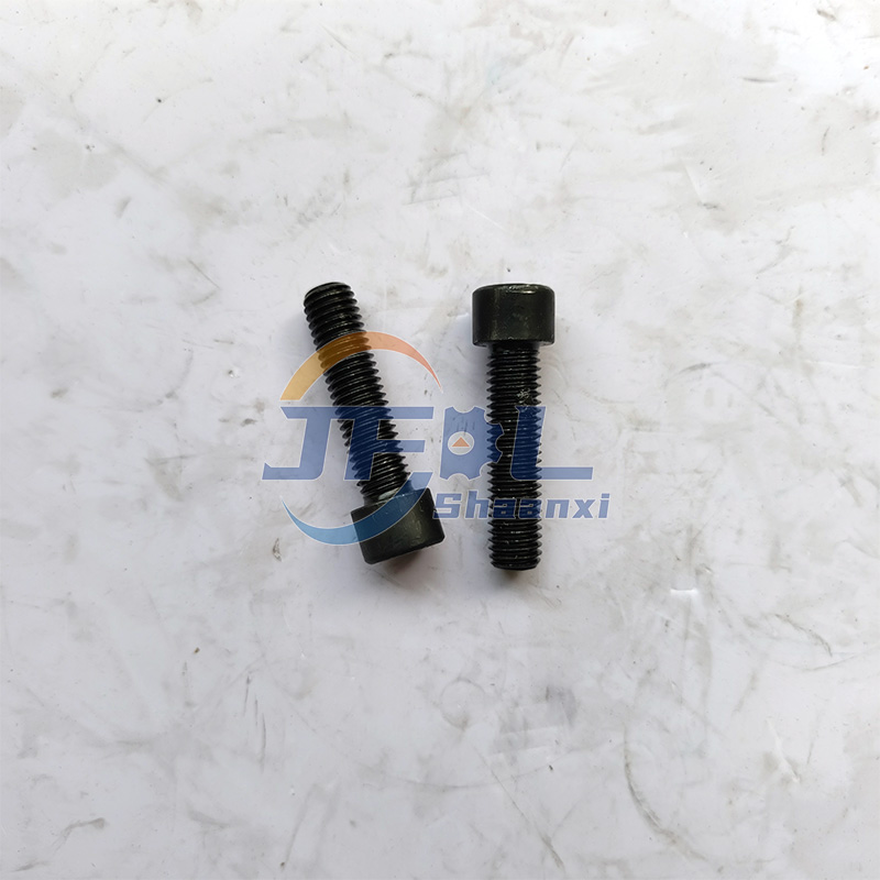 Q218B1040TF2 Hexagon Socket Head Cap Screw M10x40 Heavy Duty Truck Fastener for SINOTRUK SHACMAN HanDe Axle Chassis Components