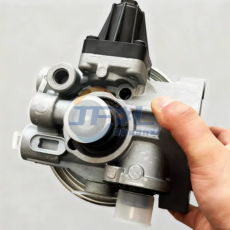 Sinotruk HOWO T7H TH7 T5G Spare Parts Air Dryer WG9000360521 Air Dryer