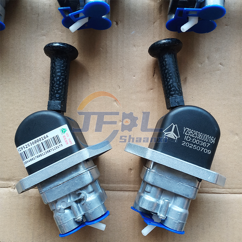 Heavy Duty Truck Parts Sinotruk HOWO Spare Parts YZ952536000164 HAND BRAKE VALVE