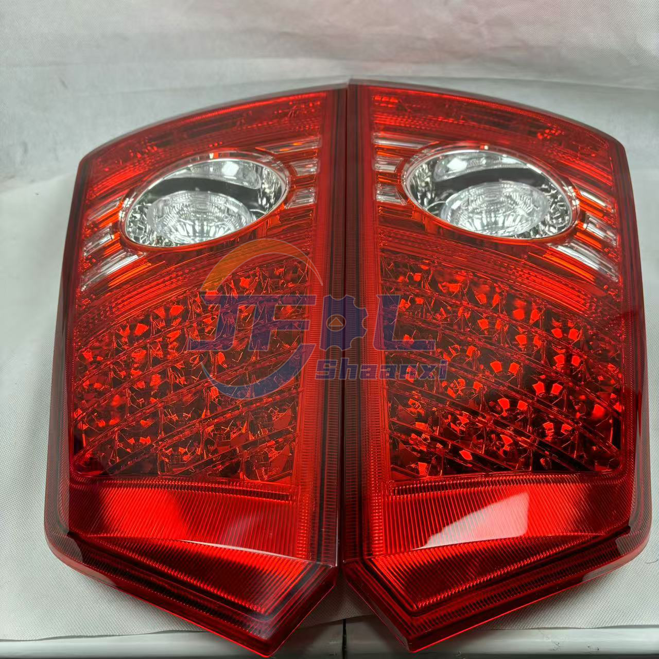 For Yutong Bus Special Parts 4133-00078 1433-00077 Combination Rear Taillights