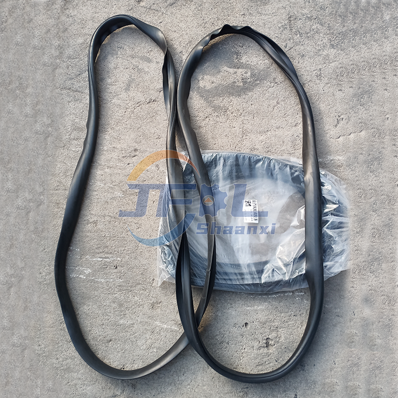 81.96121.0056 前挡风玻璃胶条 (4)