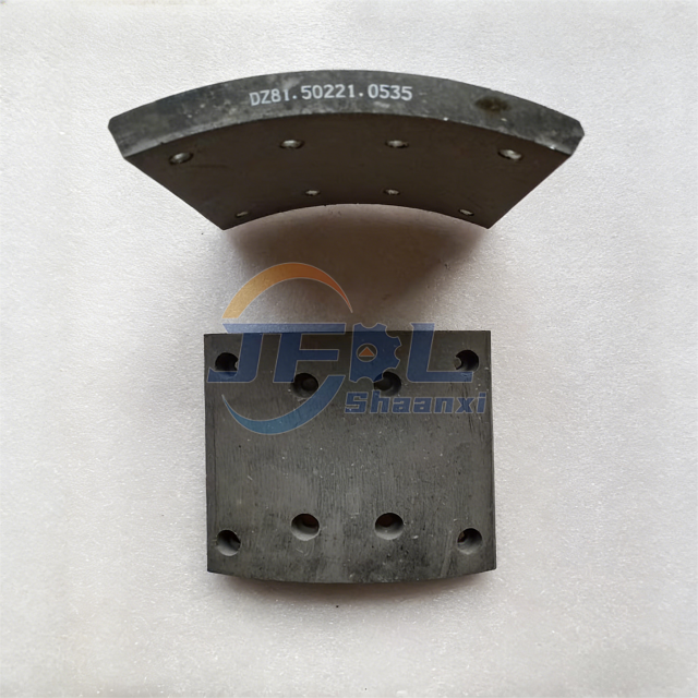 81.502221.0540 81.502221.0535 前刹车片(A大片) 前刹车片(B小片) (2)