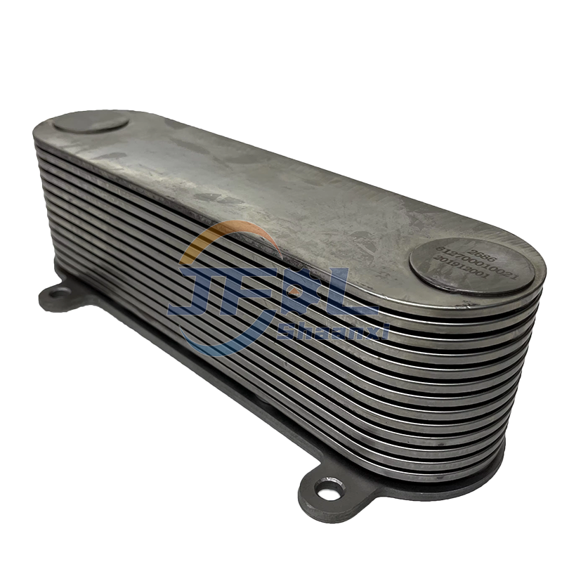 Weichai WP12 WP13 Engine Spare Parts Oil Cooler 612700010021 For Weichai WP12 WP13 HOWO SHACMAN X3000 Truck Parts