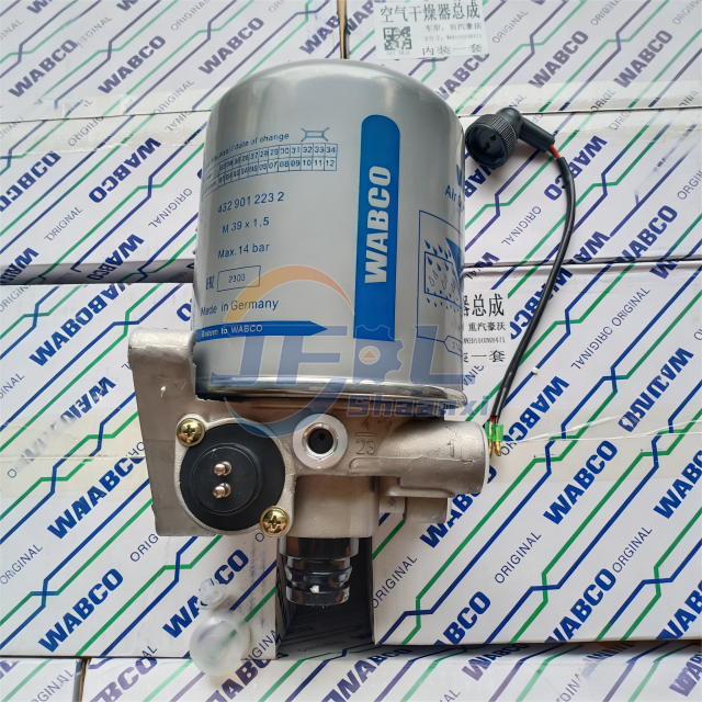 Sinotruk Howo High Quality Truck Parts Air Dryer Assembly WG9100368471 for Howo A7、T7H、T5G、HOWO-7、HOWO TX/TX7