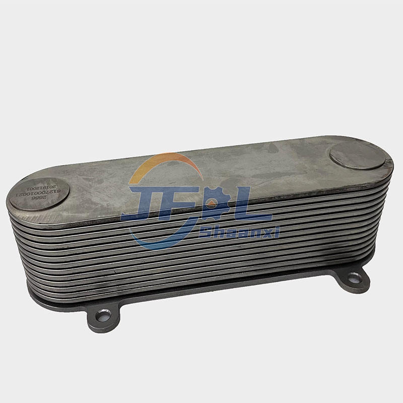Weichai WP12 WP13 Engine Spare Parts Oil Cooler 612700010021 For Weichai WP12 WP13 HOWO SHACMAN X3000 Truck Parts