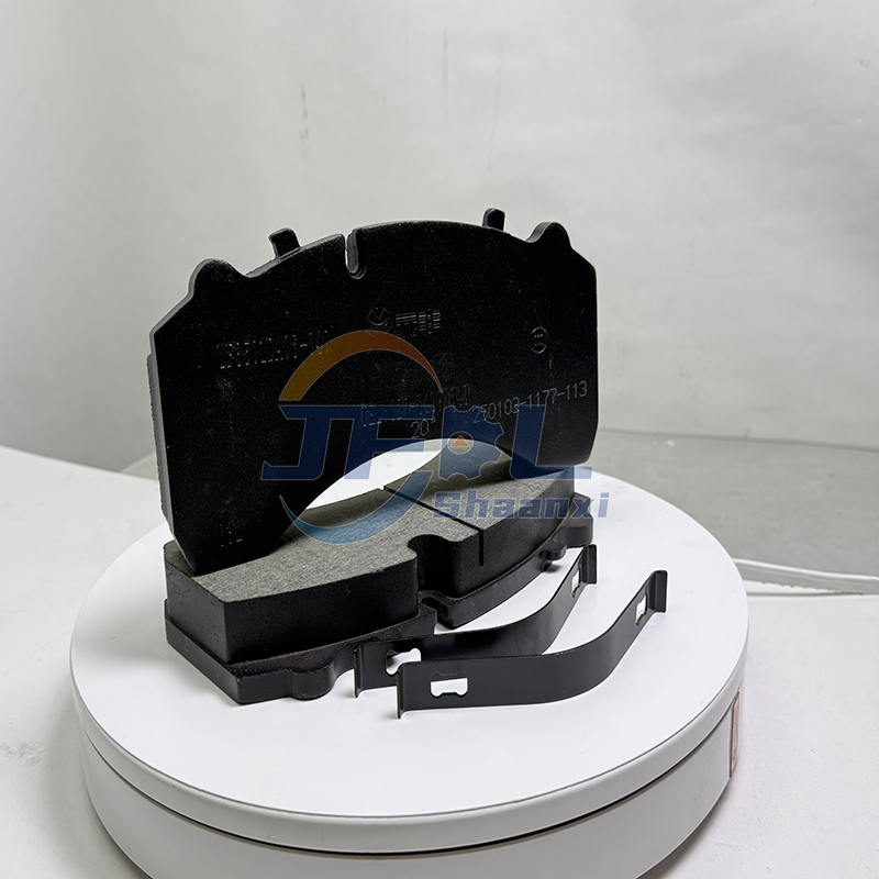 China Factory Supplies High Quality Foton Auman Truck Parts YF3502DR01-040 Front Wheel Disc Brake Pads