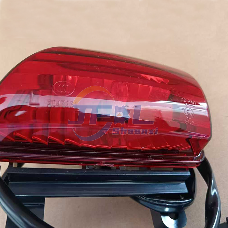 Wholesale Supply Sinotruk Howo SITRAK C7H Truck Parts WG9925720046 WG9925720044 Cab Rear Position Light