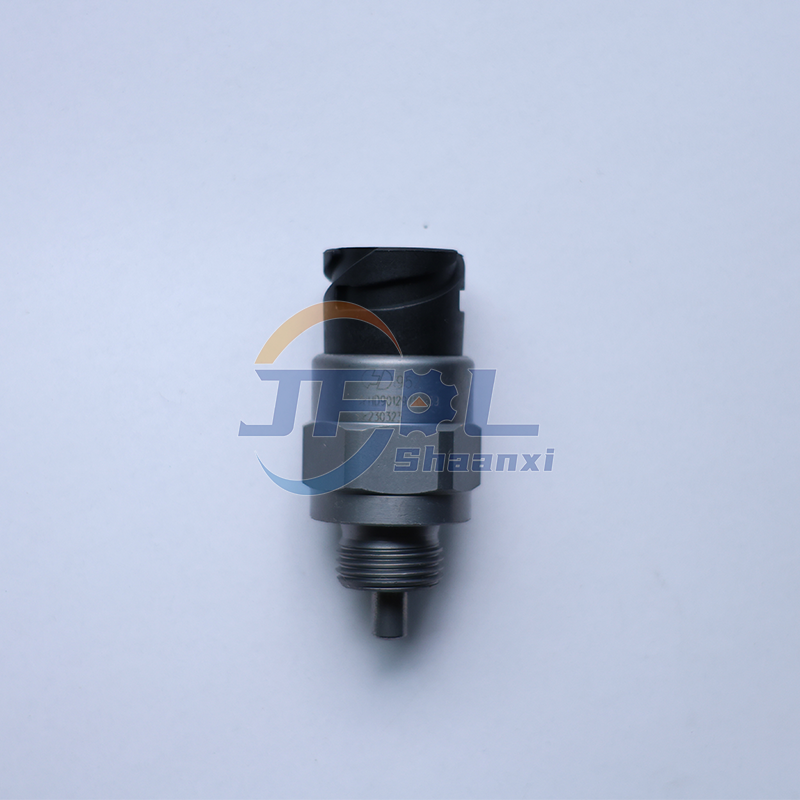 High-quality Truck Replacement Parts HD90129710039 Differential Lock Pressure Switch for Shacman & Dongfeng Trucks