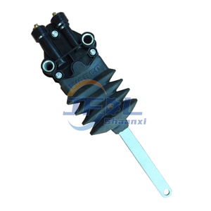 Heavy Duty Truck Spare Parts Height Control Valve DZ13241440070 Height Valve for Shacman