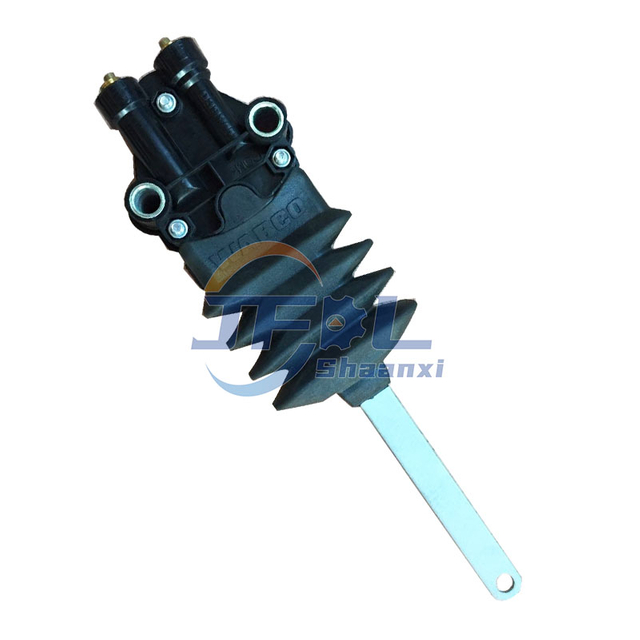 Heavy Duty Truck Spare Parts Height Control Valve DZ13241440070 Height Valve for Shacman