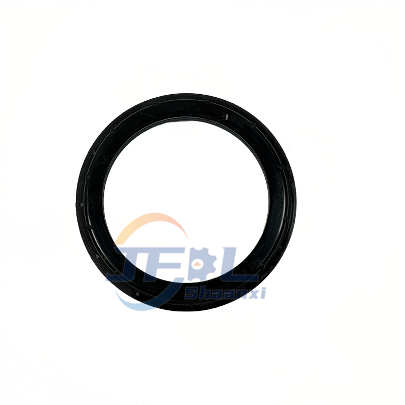 Hot Sale 393-0173 Wheel Hub Seal 6158743 Wheel Oil Seal for Yutong Bus Spare Ptats Oil Sea