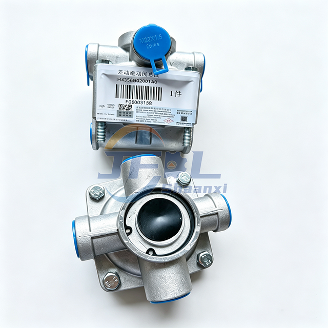 FOTON Auman GTL ETX EST Truck Spare Parts Differential Relay Valve Assembly H4356B02001A0 Double Chamber Relay Valve