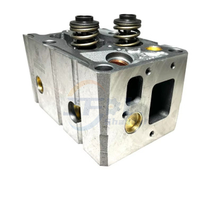 SINOTRUK HOWO A7 HOWO 336 HOWO 371 Dump Trucks And Tractor Units HOWO T7H / T5G Truck WD615 Diesel Engine Parts Cylinder Head AZ1096040028 AZ1099040002 Cylinder Head Assembly Accessories
