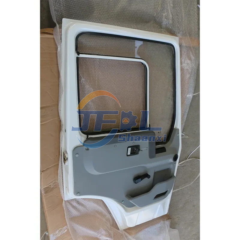 High Quality SINOTRUK HOWO Truck Cabin Parts Left Door Assembly AZ1642210001 Door Complete for HOWO A7 T7H Dump Truck