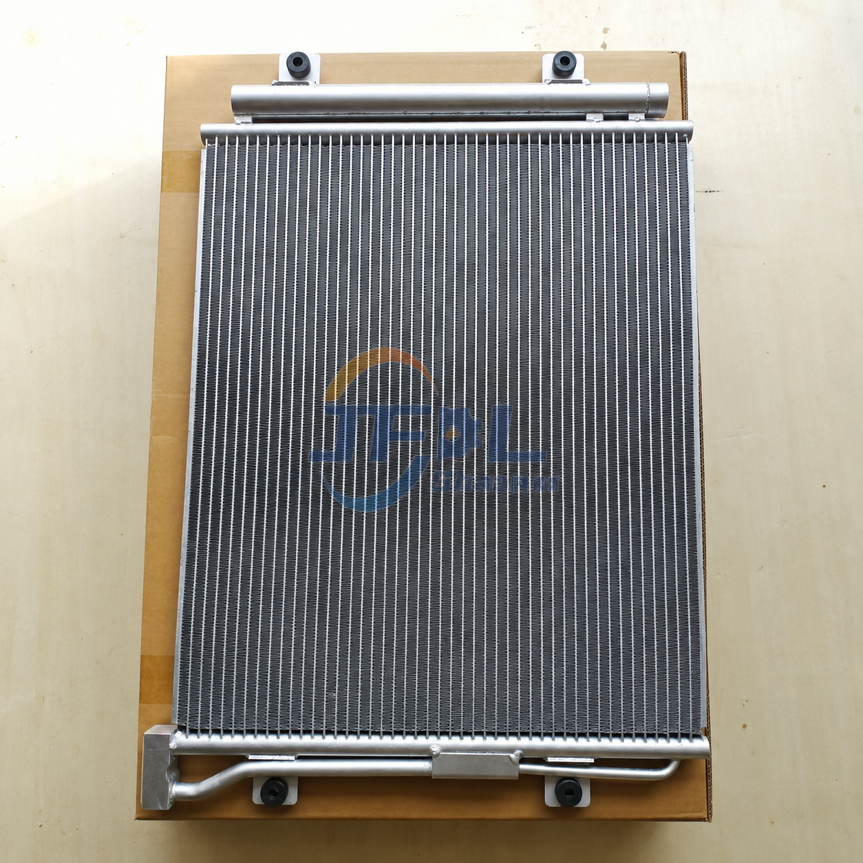 WG1642822006 Air Conditioner Condenser for SINOTRUK HOWO Truck