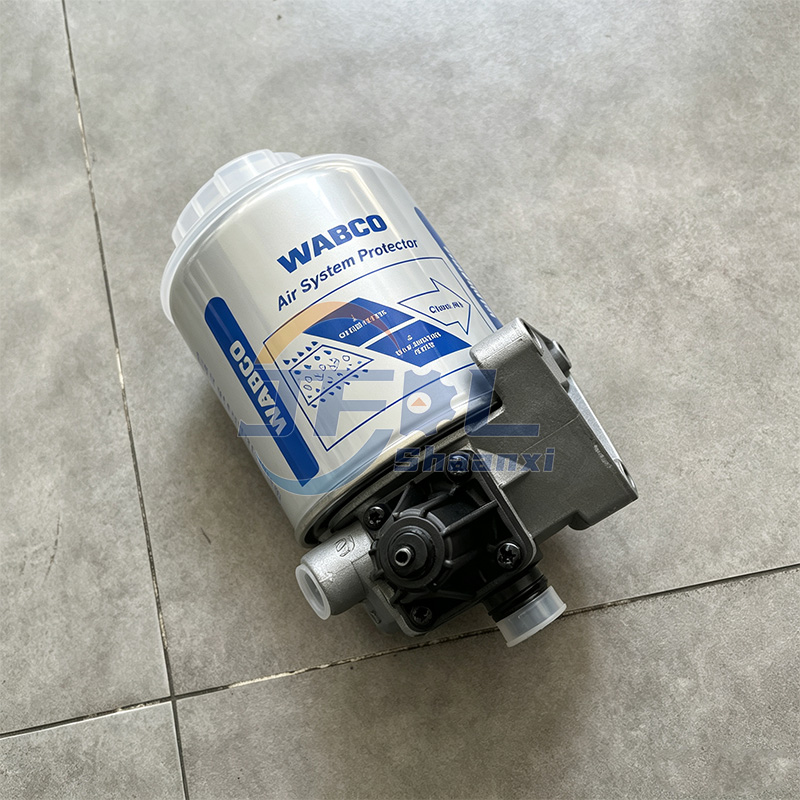Air Dryer Assembly WG90003605212 for HOWO 7 371 A7 T7H T5G Trucks