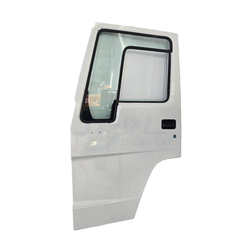 High Quality SINOTRUK HOWO Truck Cabin Parts Left Door Assembly AZ1642210001 Door Complete for HOWO A7 T7H Dump Truck
