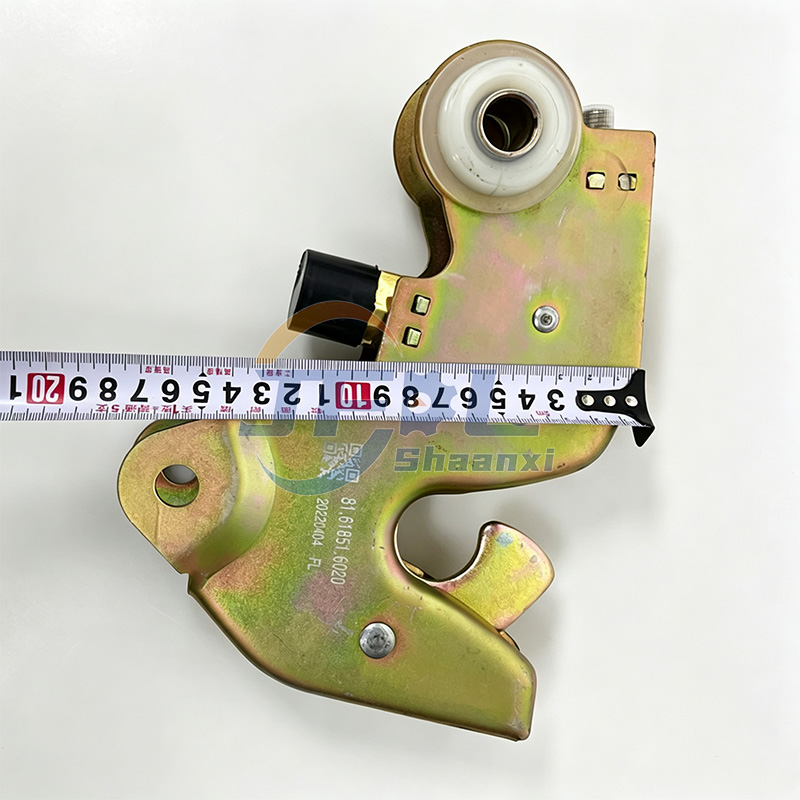 Heavy-Duty Hydraulic Cab Lock Assembly 81.61851.6020 for SHACMAN F2000 F3000 M3000 X3000 Trucks