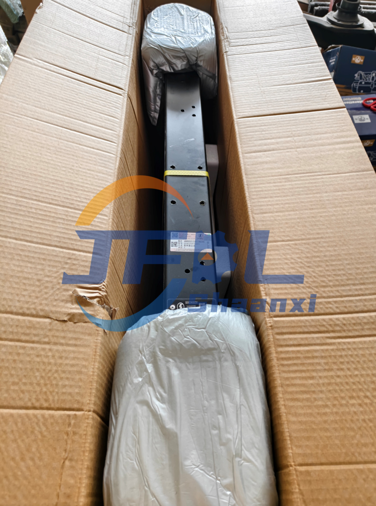 Truck Engine Systems Parts DZ95259532231 Radiator High Quality for Shacman X3000 and F3000 Parts