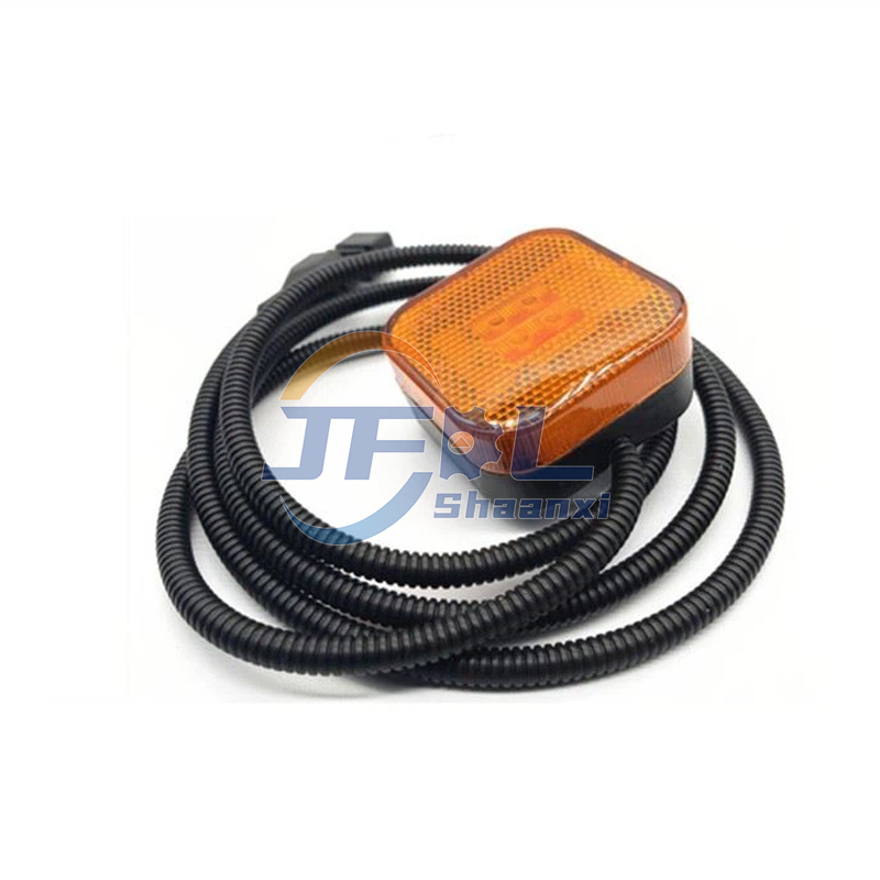 LED Side Marker Lamp With 1250mm Cable 81.25260.6101 Truck Clearance Light for Shacman Truck Spare Parts