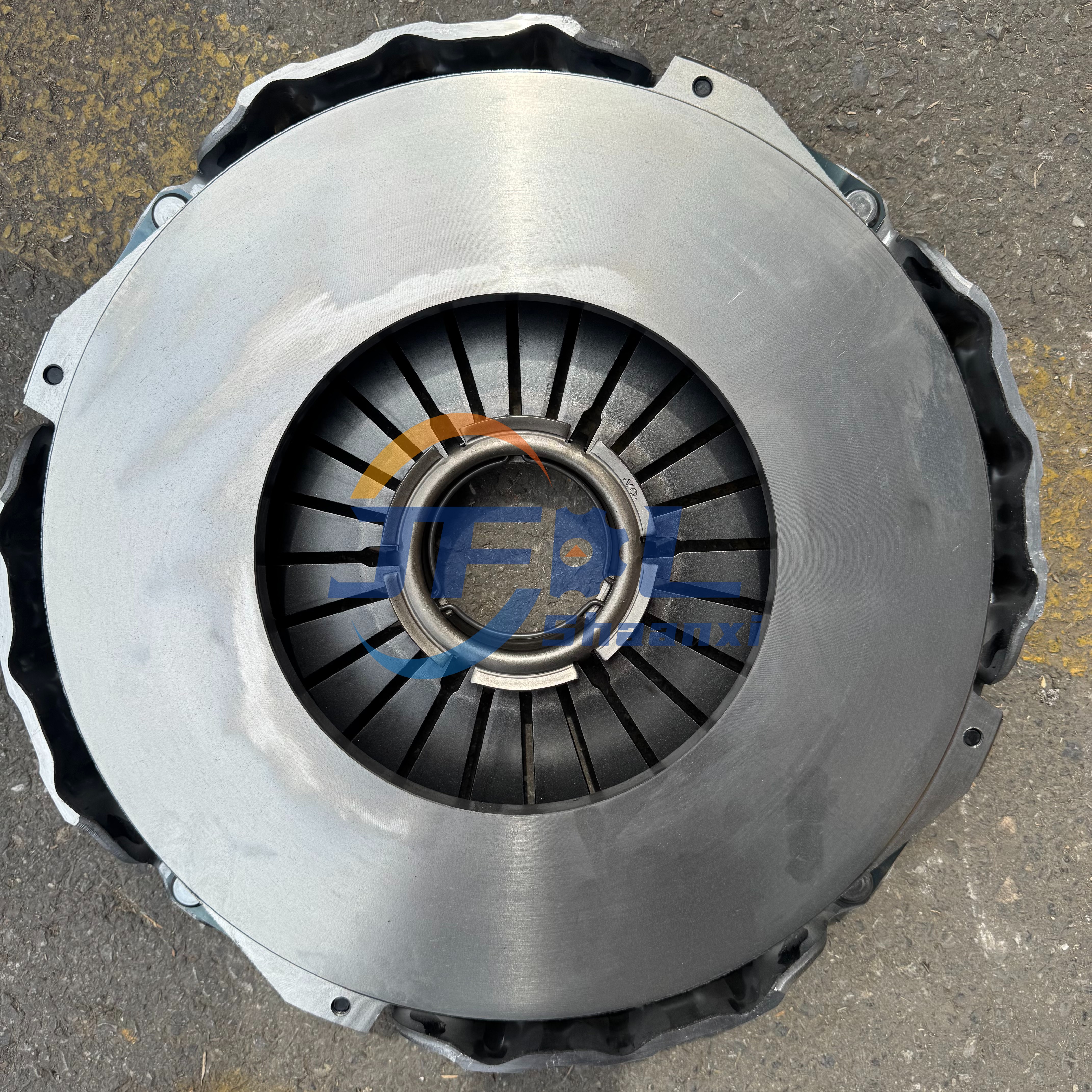 FAW Truck Engine Systems Parts High Quality New Flywheel OE 1601310-BB025 for FAW J7 Truck CA6DM3 Iron Material 65x65x20mm