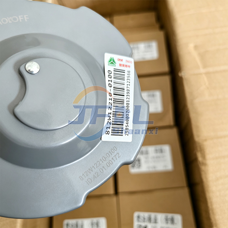 Heavy-Duty Metallic Fuel Tank Locking Cap Assembly 812W12210-0100 for HOWO T5G T7H TX MAX TH7 Trucks