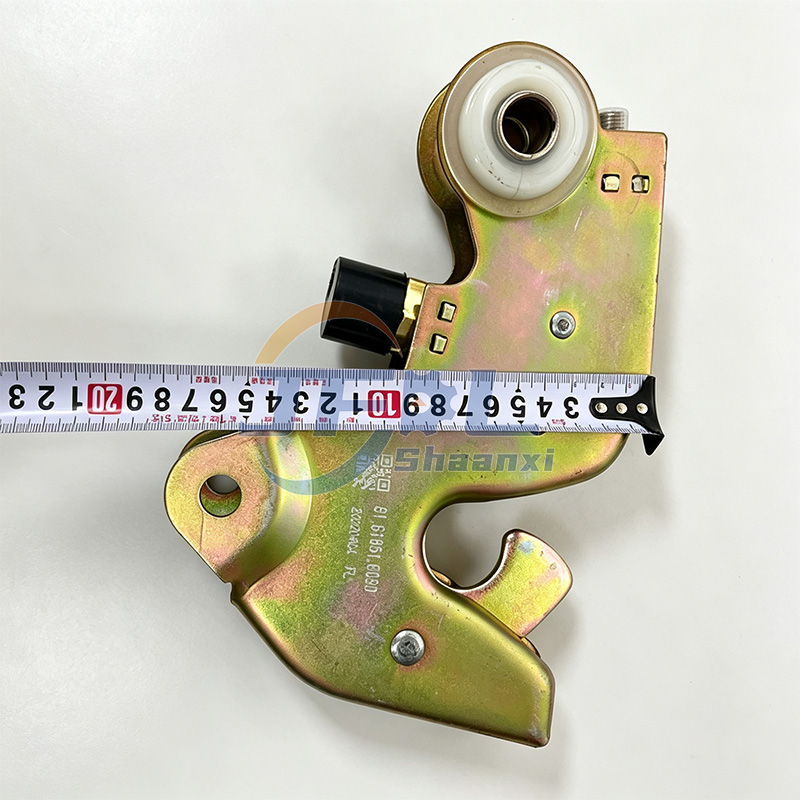 Heavy-Duty Hydraulic Cab Lock Assembly 81.61851.6020 for SHACMAN F2000 F3000 M3000 X3000 Trucks