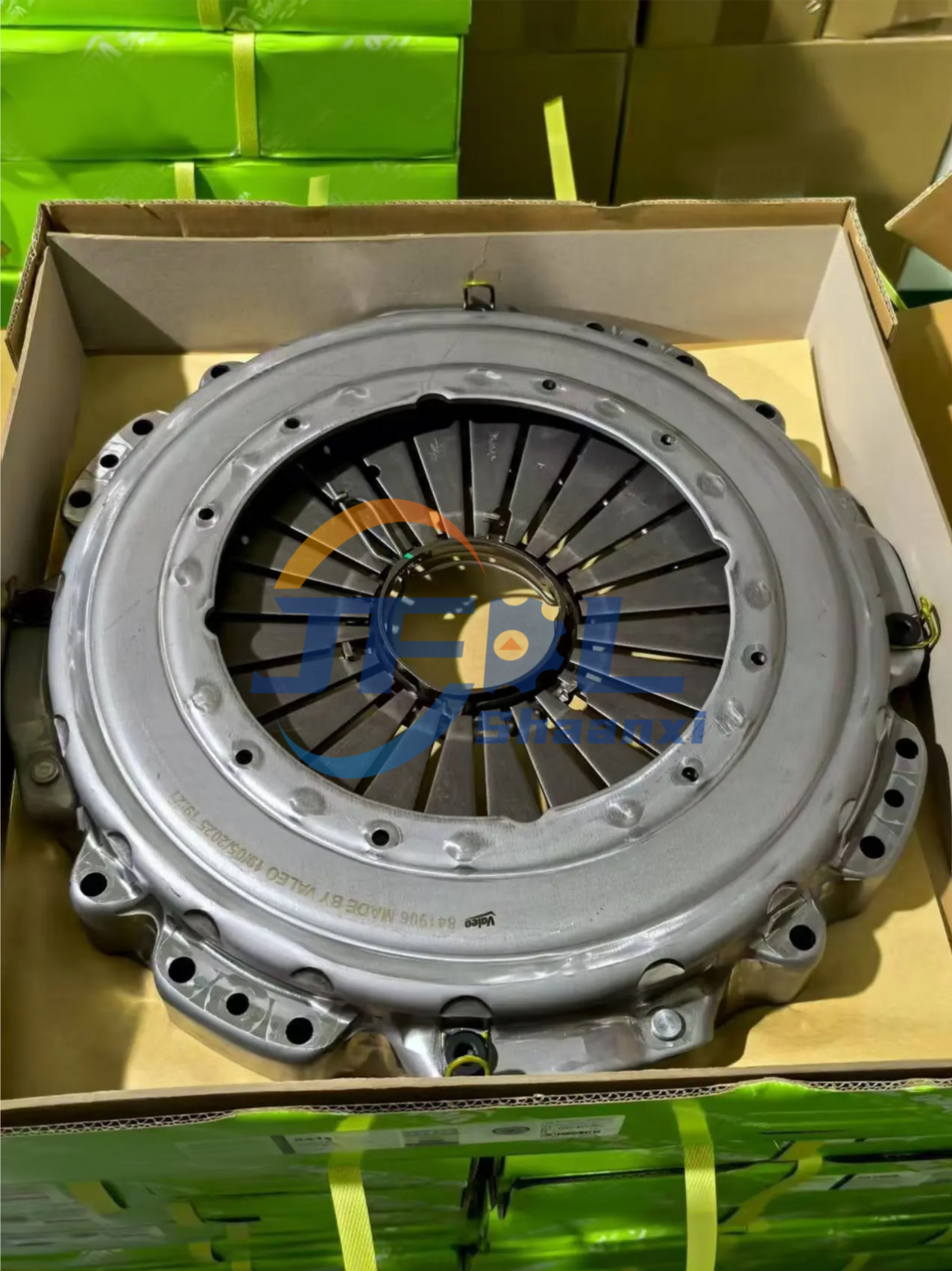 Shacman,Sinotruck And FAW Truck Transmission Systems Parts Clutch Kit For Chinese And Euro Heavy Duty Truck Spare Parts Can Be Customized 