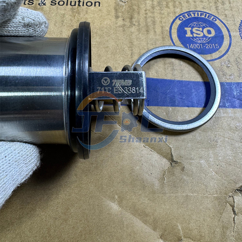 Shacman Delong Truck Spare Parts F3000/X3000 Weichai WP10/WP12/WP13 Engine Thermostat Valve 71 Degree 33814-71 Thermostat Assembly Accessories