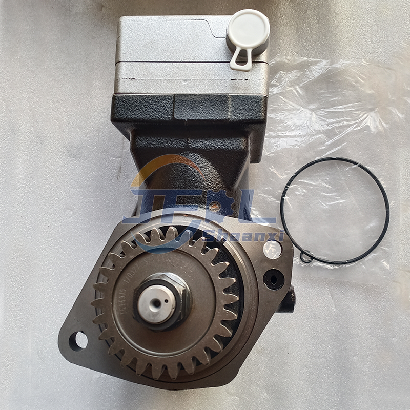 3696936 空压机总成 (9)