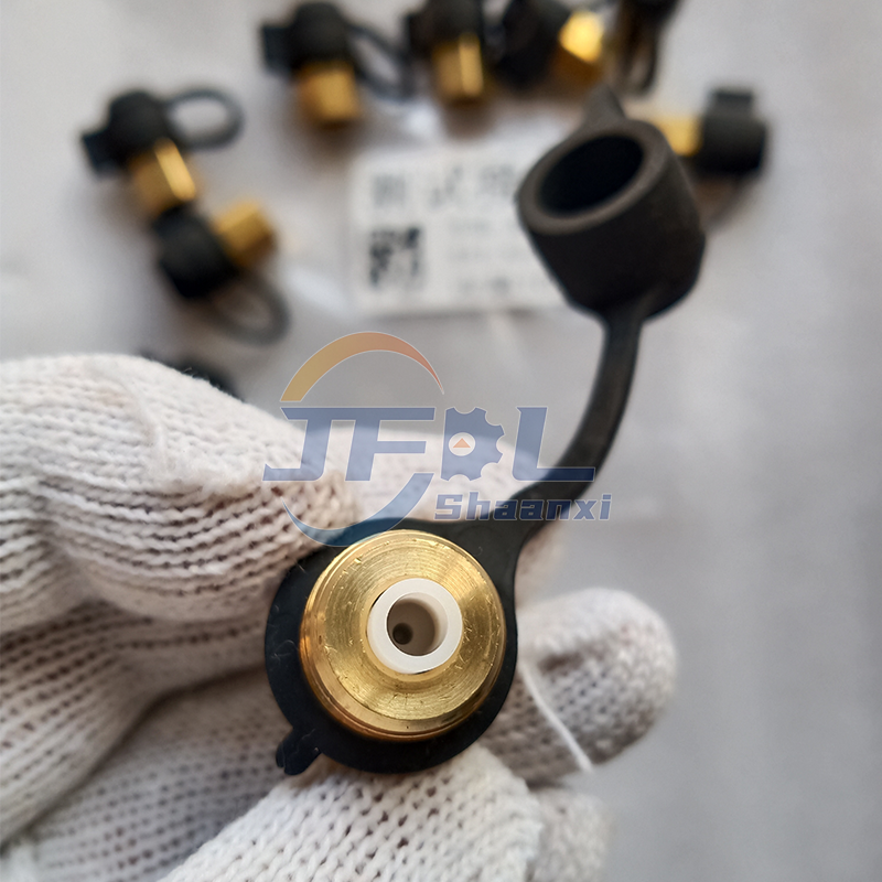 Bulk Supply Sinotruk Howo Truck Parts Integrated Tee Test Connector (M16 Test - M22 - M18) GZ900036000015 Test Connector WG9000360314