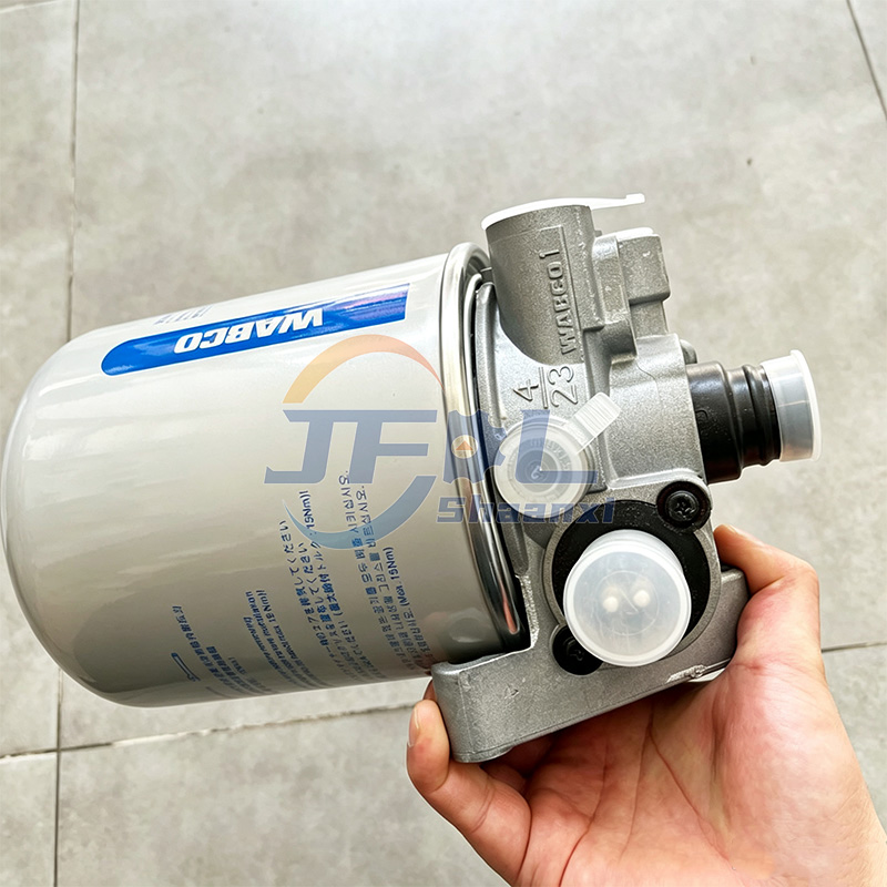 Air Dryer Assembly WG90003605212 for HOWO 7 371 A7 T7H T5G Trucks