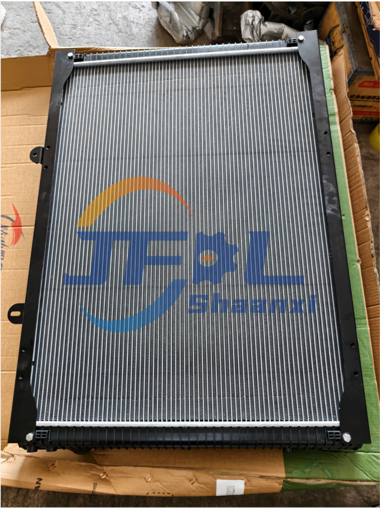 Truck Engine Systems Parts DZ95259532231 Radiator High Quality for Shacman X3000 and F3000 Parts